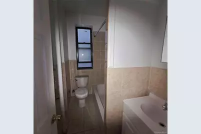 645 Barretto Street #3J, Bronx, NY 10474 - Photo 5