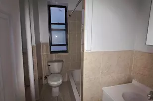 645 Barretto St, Bronx, NY 10474 - Photo 5