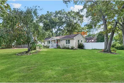 29 Wabil Road, Miller Place, NY 11764 - Photo 3