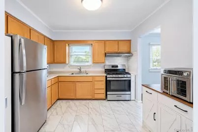 455 Pacific Street, Massapequa Park, NY 11762 - Photo 19