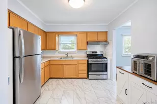 455 Pacific St, Massapequa Park, NY 11762 - Photo 19