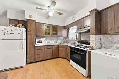 1912 Hone Avenue, Bronx, NY 10461 - Photo 11