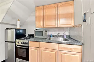 1912 Hone Ave, Bronx, NY 10461 - Photo 17