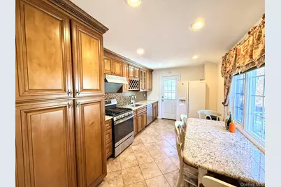 4 Longbow Lane, South Setauket, NY 11720 - Photo 7