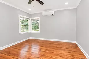 130 Lasalle Dr, Yonkers, NY 10710 - Photo 13