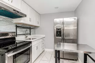 130 Lasalle Dr, Yonkers, NY 10710 - Photo 23