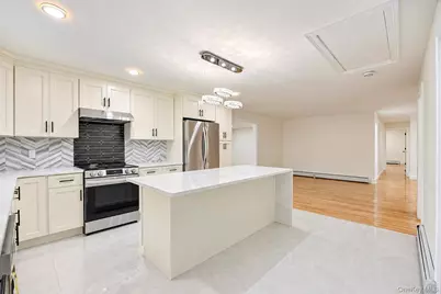 52 March Court, Selden, NY 11784 - Photo 23