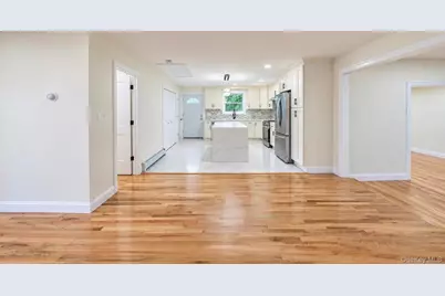 52 March Court, Selden, NY 11784 - Photo 21
