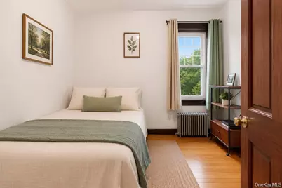 1543 Hollywood Avenue #Apt 1, Bronx, NY 10461 - Photo 9