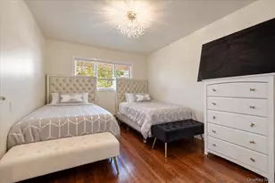 636 Diane Pl, Woodmere, NY 11581 - Photo 13