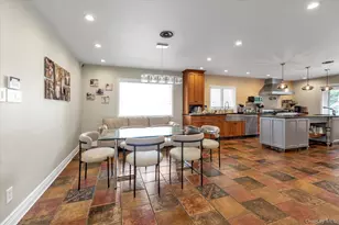 636 Diane Pl, Woodmere, NY 11581 - Photo 3
