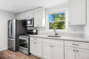 26 Northridge St, Patchogue, NY 11772 - Photo 11