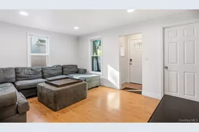26 Northridge Street, Patchogue, NY 11772 - Photo 7