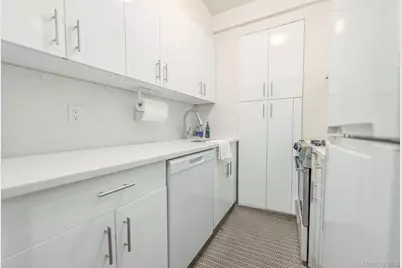 141 E 55th Street #4H, New York, NY 10022 - Photo 5