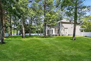 654A Caledonia Rd, Dix Hills, NY 11746 - Photo 3