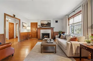 132 E 238th St, Bronx, NY 10470 - Photo 5