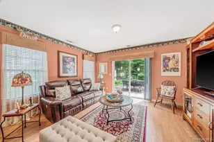 63 Madison Cir, Middle Island, NY 11953 - Photo 9