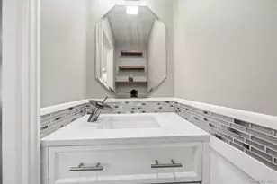 4048 Seton Ave, Bronx, NY 10466 - Photo 11