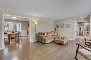 26 Fresh Pond Rd, Northport, NY 11768 - Photo 7