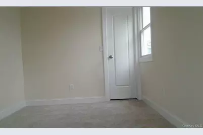 52 Concord Avenue, Bethpage, NY 11714 - Photo 5