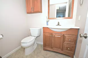 203 Chelsea Ave, West Babylon, NY 11704 - Photo 13