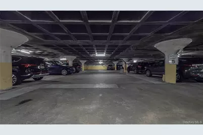 6120 Grand Central Parkway #A704, Forest Hills, NY 11375 - Photo 15