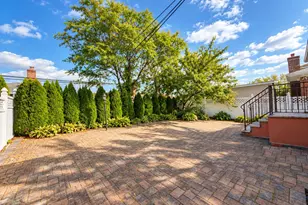 2829 Clearview Expressway, Bayside, NY 11360 - Photo 13