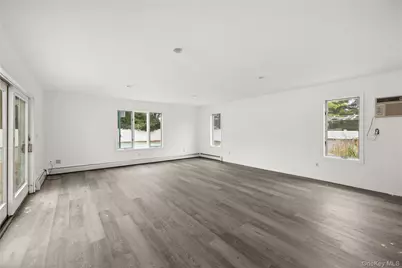 20 Hilltop Avenue, Mount Sinai, NY 11766 - Photo 7
