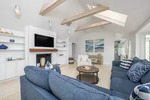 29 Coxs Curve Rd, Westhampton Beach, NY 11978 - Photo 5