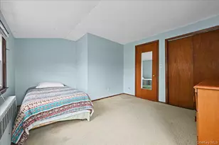 23 Saucer Ln, Levittown, NY 11756 - Photo 25