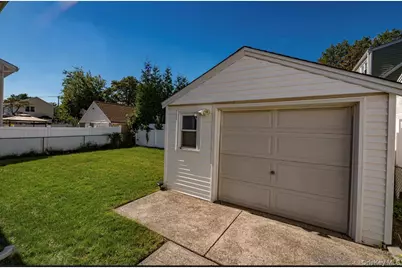 234 Keller Avenue, Elmont, NY 11003 - Photo 17