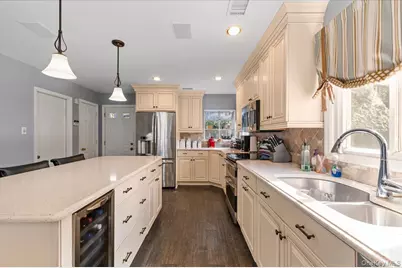 2 Fairfax Road, Massapequa, NY 11758 - Photo 11