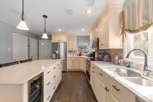 2 Fairfax Rd, Massapequa, NY 11758 - Photo 11