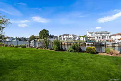 2 Fairfax Road, Massapequa, NY 11758 - Photo 33