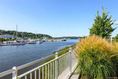 100 Garvies Point Road #1029, Glen Cove, NY 11542 - Photo 25