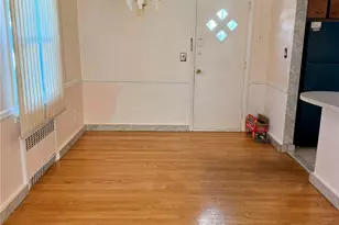 1418 Webster St, Floral Park, NY 11001 - Photo 3