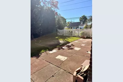 1418 Webster Street, Floral Park, NY 11001 - Photo 17