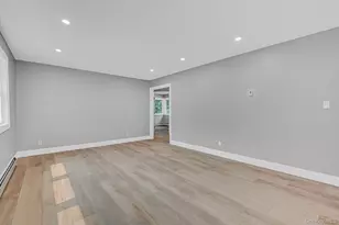 11 Mayfield Dr, Mastic Beach, NY 11951 - Photo 7