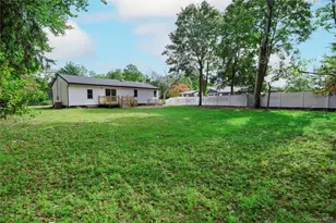 472 Nichols Rd, Hauppauge, NY 11788 - Photo 21