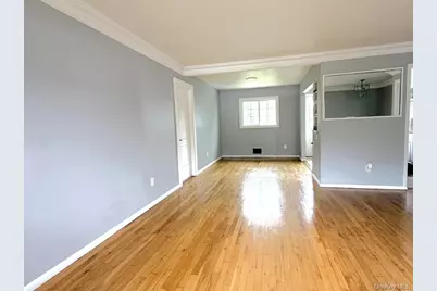 134 Bergold Street, Brentwood, NY 11717 - Photo 5