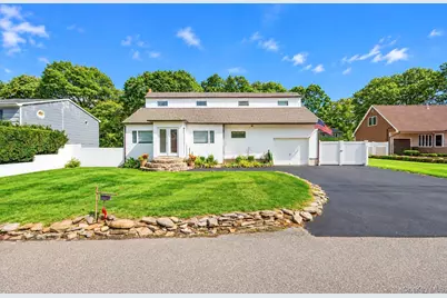 1219 Coates Avenue, Holbrook, NY 11741 - Photo 1
