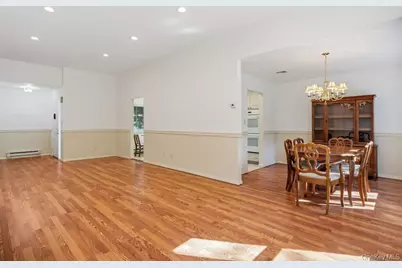 1406 Gotham Court W, Saint James, NY 11780 - Photo 15