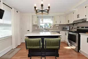 10 Greenwood Blvd, Manorville, NY 11949 - Photo 11