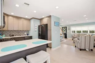 17 Richmond Rd, Long Beach, NY 11561 - Photo 7