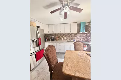 79 Moquette Row N, Yonkers, NY 10703 - Photo 5