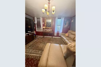 79 Moquette Row N, Yonkers, NY 10703 - Photo 9