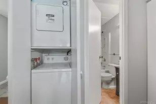 142 Main St, Mineola, NY 11501 - Photo 13