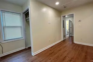 22 Ford St, Glen Cove, NY 11542 - Photo 5