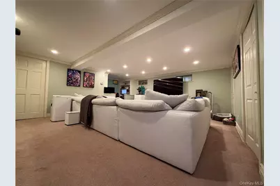 17 Renee Place, Massapequa Park, NY 11762 - Photo 11