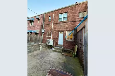 4775 Barnes Avenue, Bronx, NY 10470 - Photo 17
